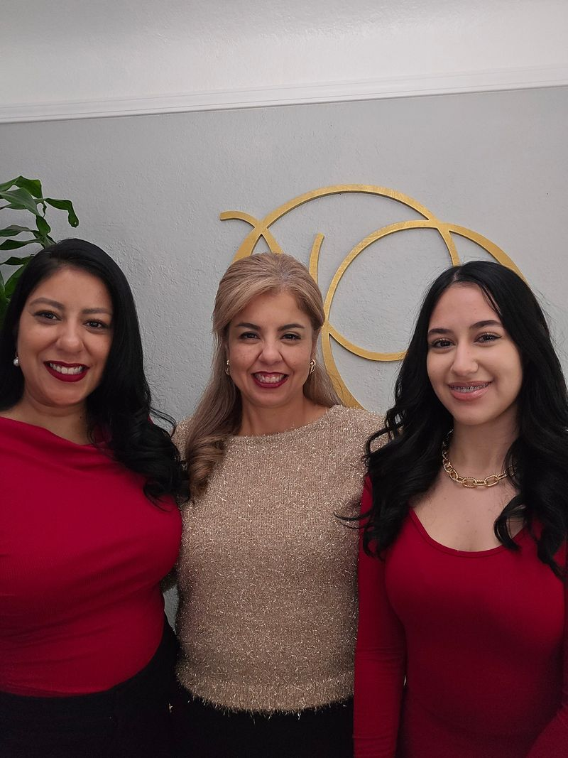 Carmen Ramirez Team photo